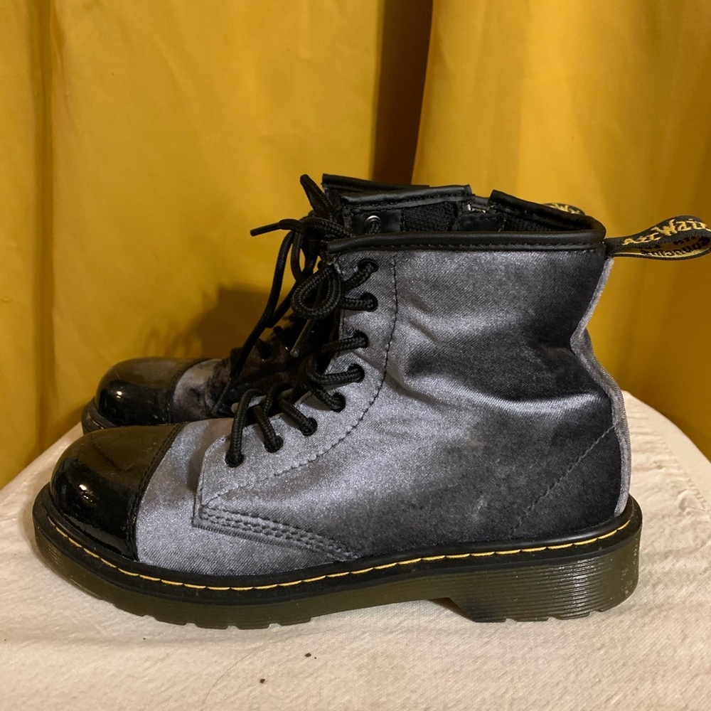 Dr Martens Zip-up Grey Velvet Boot